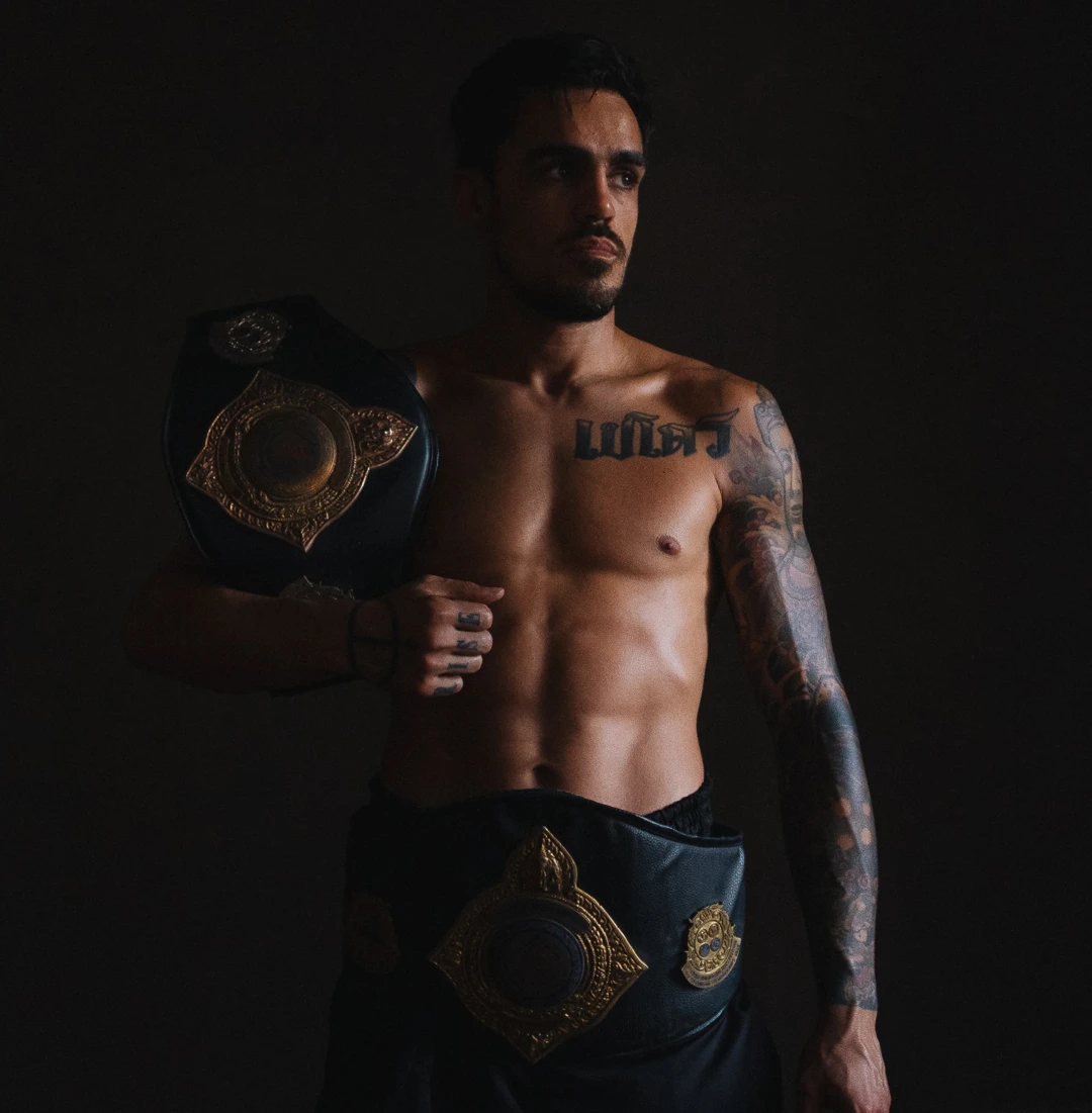 Pedro Novaes professor de Muaythai no Templo Fai